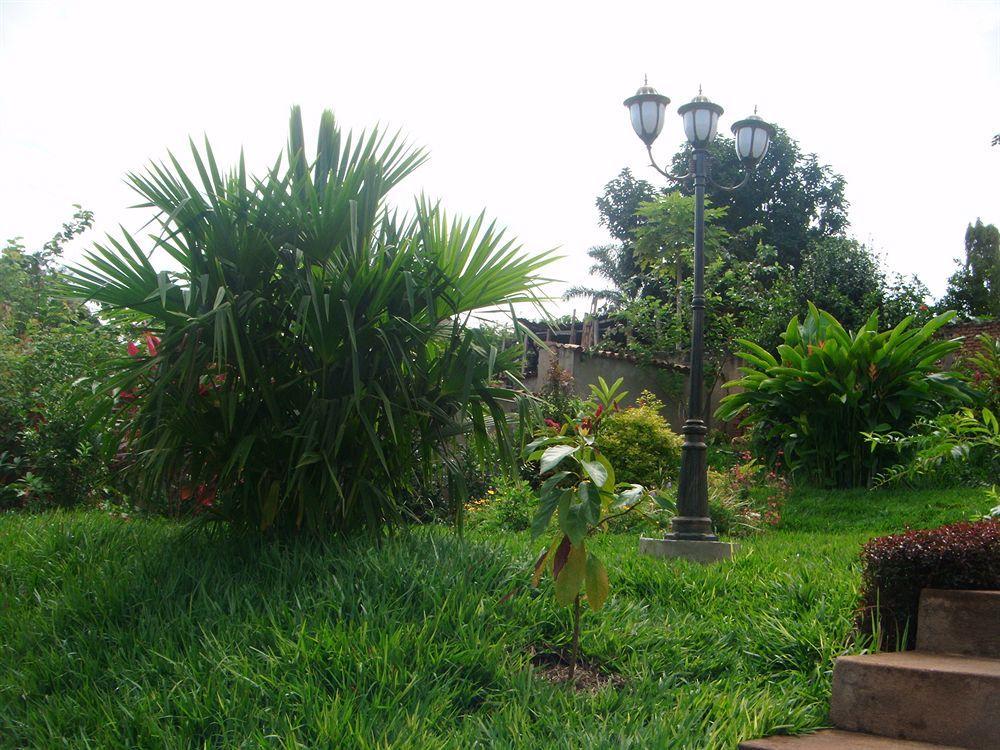 Aparthotel Jardin Tropical Bujumbura Exterior foto